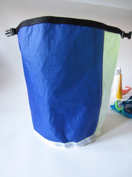 Medium Roll Top Bag